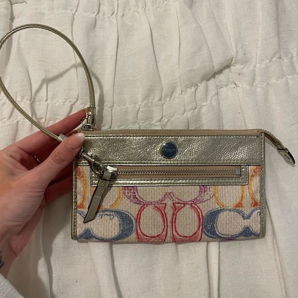 COACH Poppy Dream C Zippy Wallet  Rainbow Wristlet - Picture 2 of 5